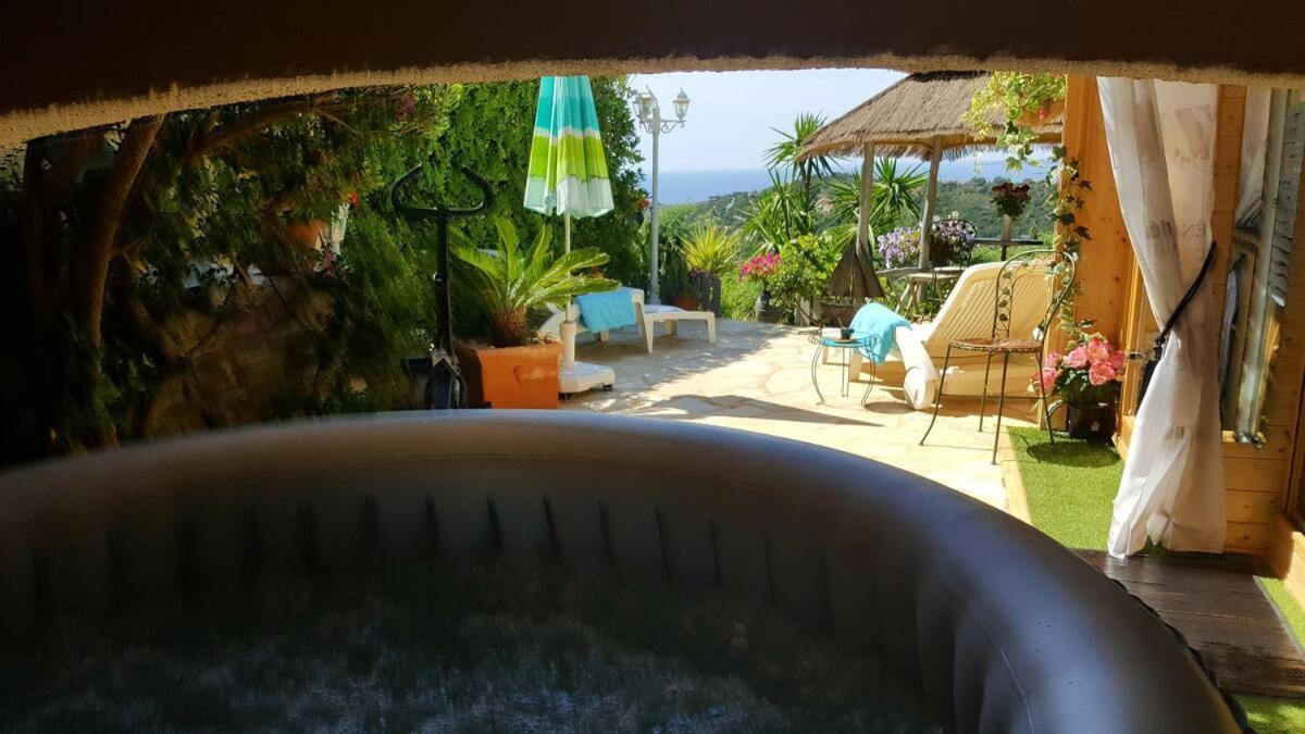 Nouveau ! Chambre D'Hote Insolite Privee " Coeurs De Pirates A Bali En Provence" Spa Sauna Massages Dans Cadre Exotique D'Amenagements Exterieurs D'Exception Ete Comme Hiver Bienvenue !!! Cavalaire-sur-Mer Zewnętrze zdjęcie